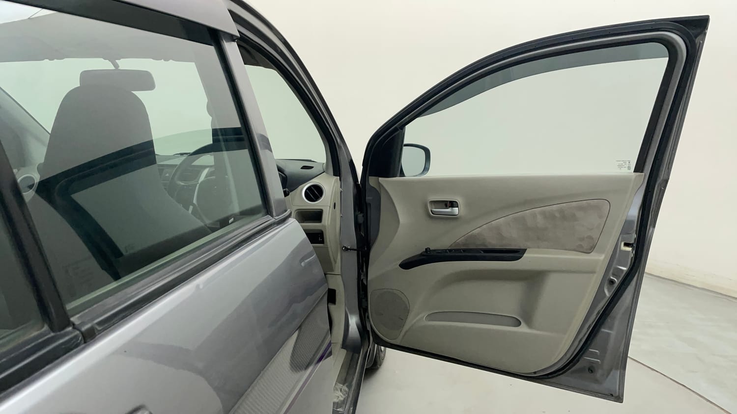 Used 2015 Maruti Suzuki Celerio ZXi Petrol Manual interior RIGHT FRONT DOOR OPEN VIEW