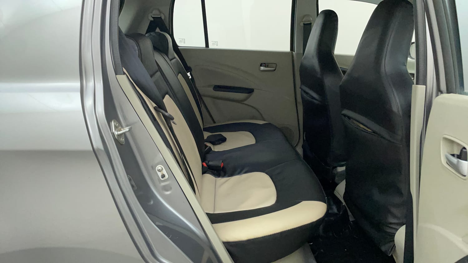 Used 2014 Maruti Suzuki Celerio VXi AMT Petrol Automatic interior RIGHT SIDE REAR DOOR CABIN VIEW