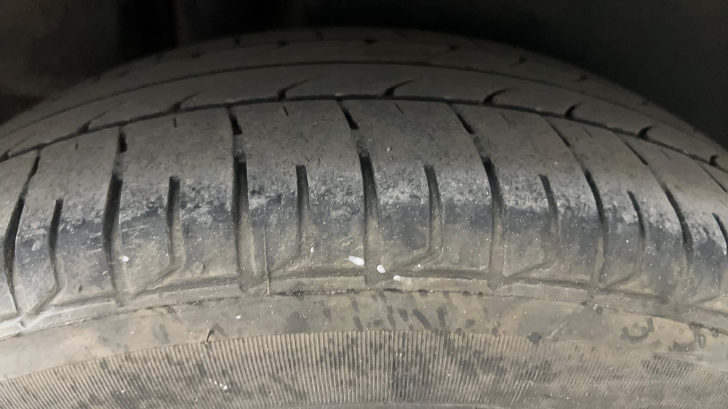 Used 2015 Maruti Suzuki Ciaz ZXi Petrol Manual tyres RIGHT REAR TYRE TREAD VIEW