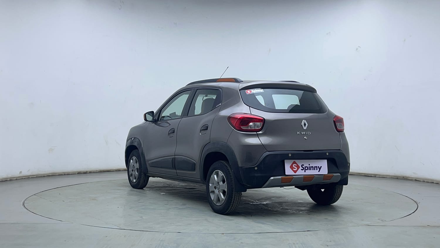 Used 2017 Renault Kwid CLIMBER 1.0 AMT Petrol Automatic exterior LEFT REAR CORNER VIEW