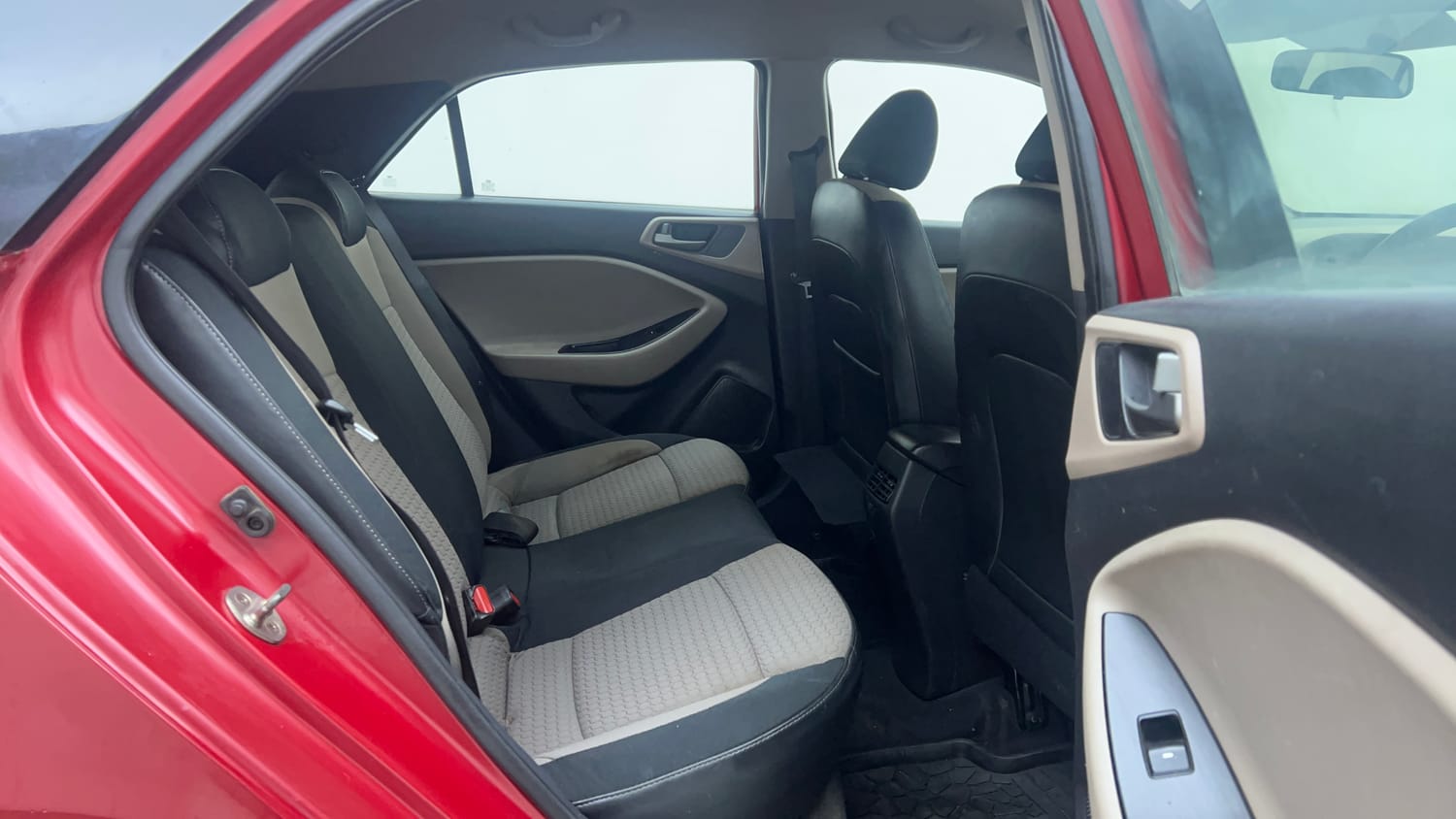 Used 2019 Hyundai Elite i20 Magna 1.2 Petrol Manual interior RIGHT SIDE REAR DOOR CABIN VIEW