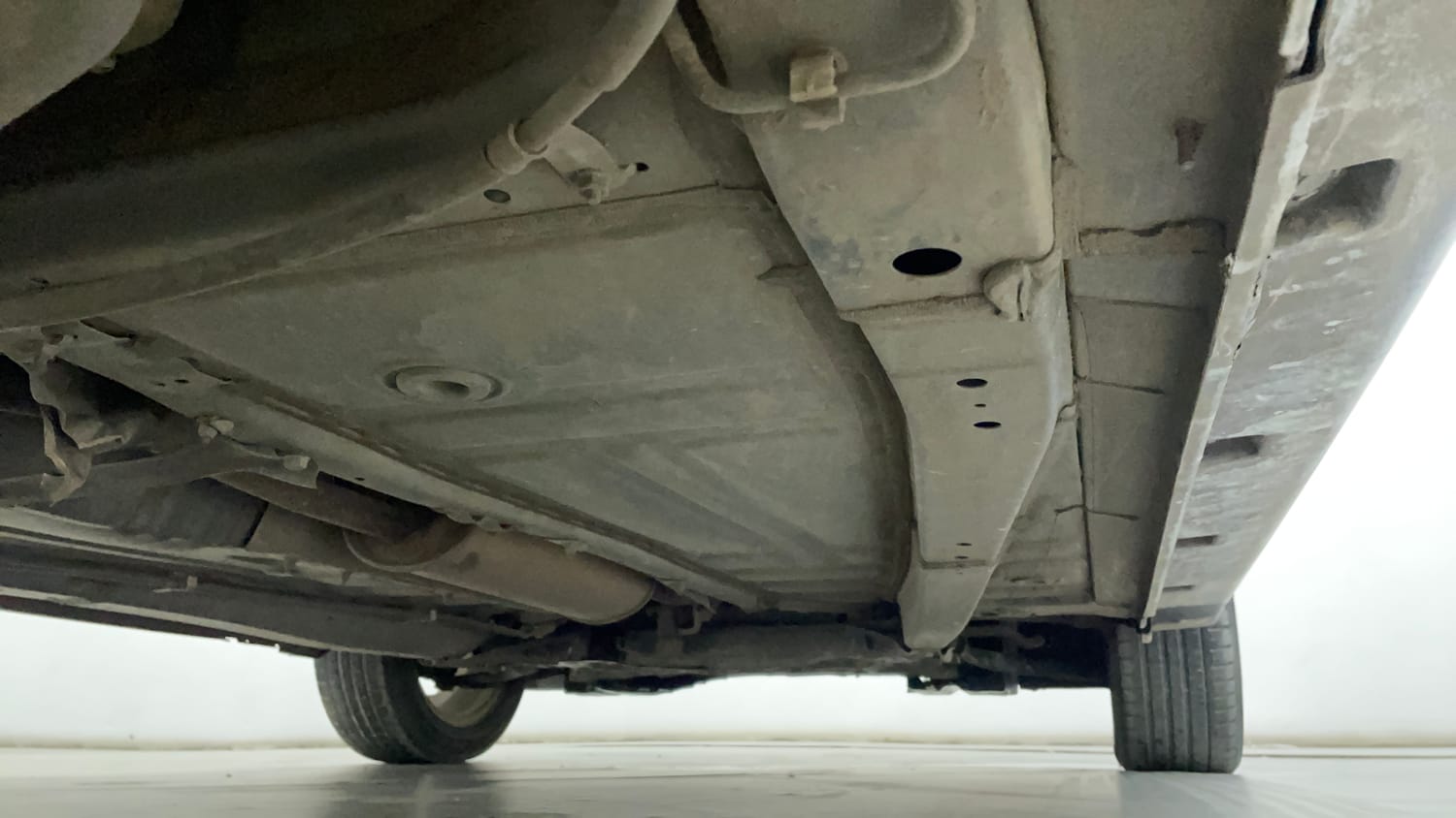 Used 2019 Maruti Suzuki Baleno Alpha Petrol Manual extra REAR RIGHT UNDERBODY VIEW