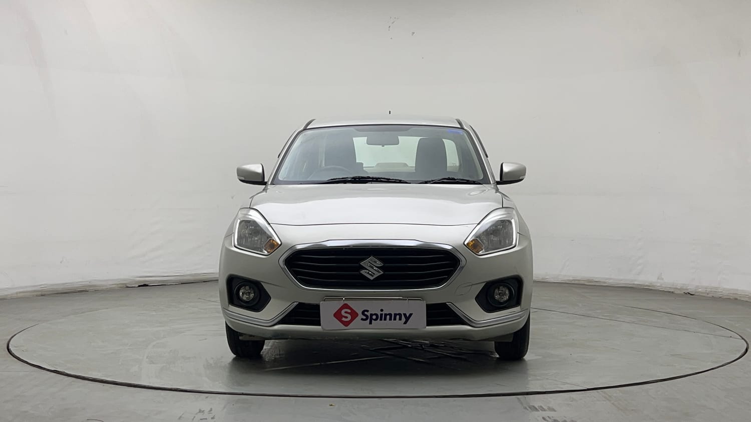 Used 2018 Maruti Suzuki Dzire VXi AMT Petrol Automatic exterior FRONT VIEW