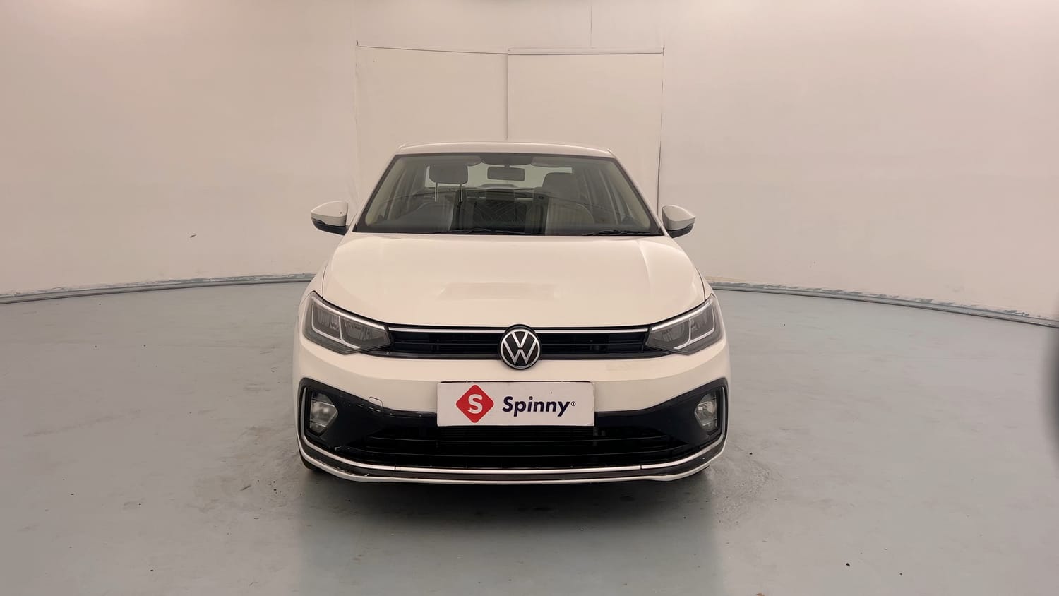 Used 2024 Volkswagen Virtus Highline 1.0 TSI AT Petrol Automatic exterior FRONT VIEW