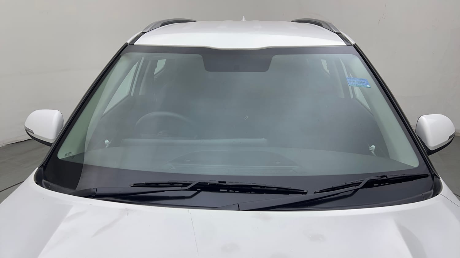 Used 2024 Kia Seltos HTK 1.5 Petrol MT Petrol Manual exterior FRONT WINDSHIELD VIEW