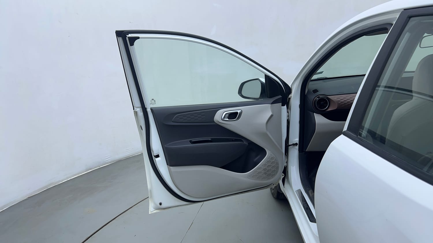 Used 2021 Hyundai Aura SX Plus 1.2 AMT Petrol Petrol Automatic interior LEFT FRONT DOOR OPEN VIEW