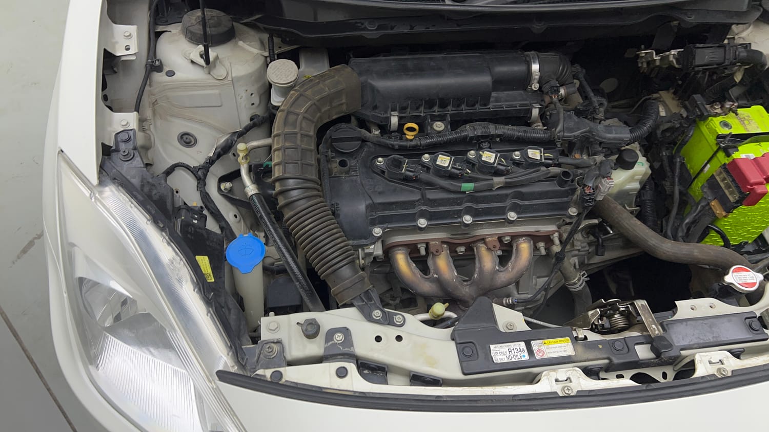 Used 2018 Maruti Suzuki Dzire ZXi AMT Petrol Automatic engine ENGINE RIGHT SIDE VIEW