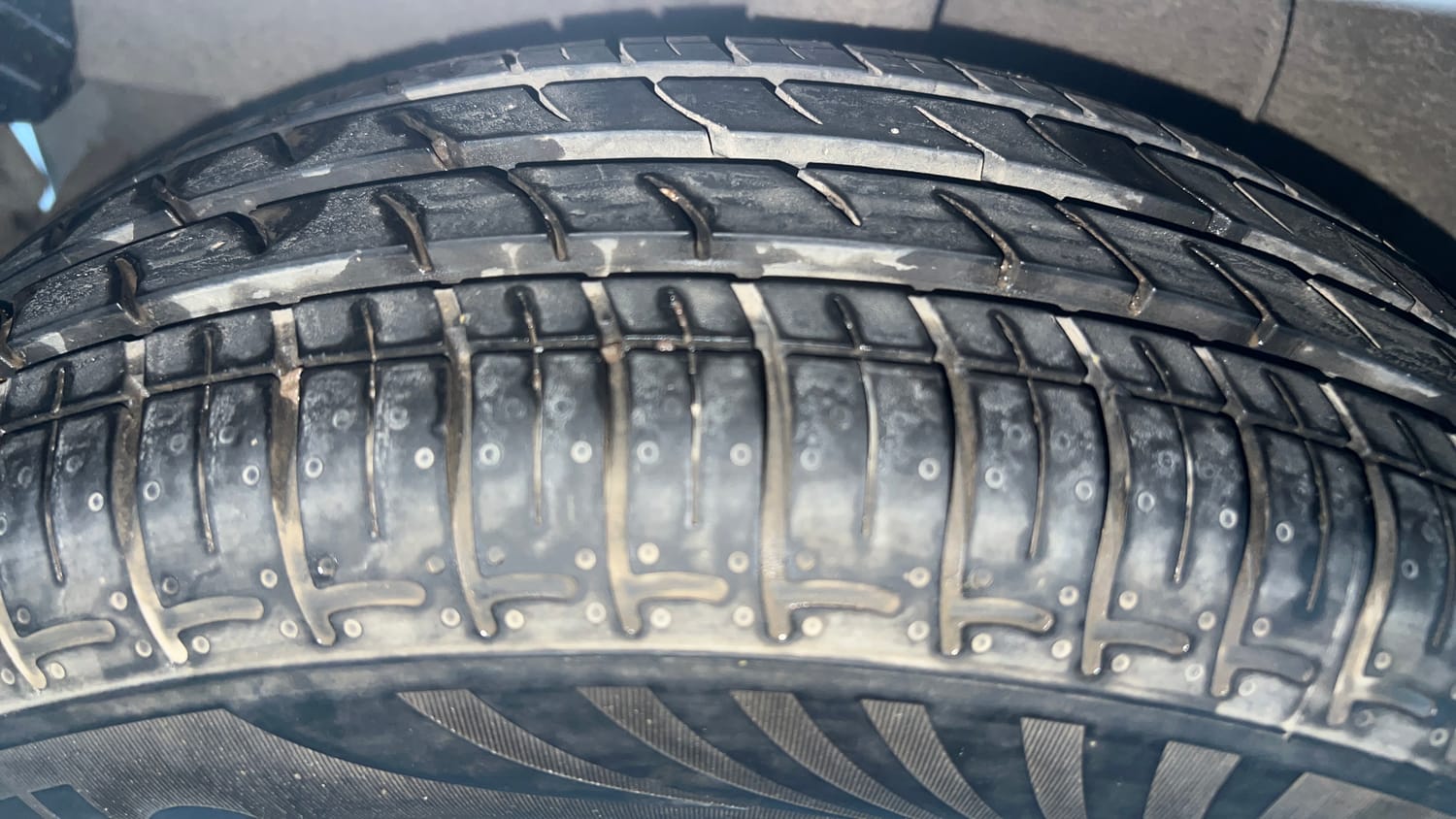 Used 2020 Hyundai Grand i10 Nios Sportz AMT 1.2 Kappa VTVT Petrol Automatic tyres RIGHT REAR TYRE TREAD VIEW
