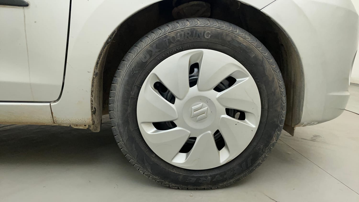 Used 2015 Maruti Suzuki Celerio VXi AMT Petrol Automatic tyres RIGHT FRONT TYRE RIM VIEW