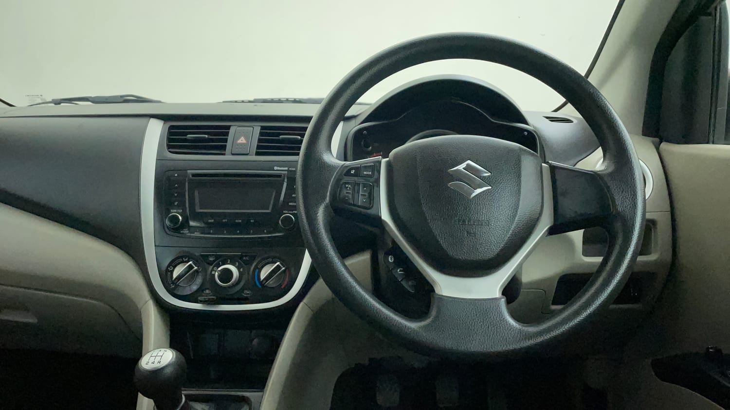Used 2015 Maruti Suzuki Celerio ZXi Petrol Manual interior STEERING VIEW