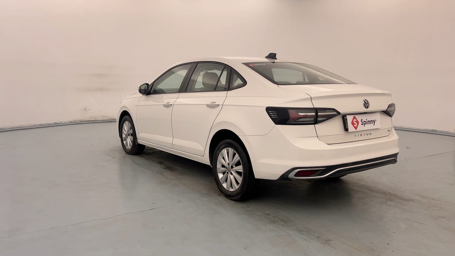 Used 2024 Volkswagen Virtus Highline 1.0 TSI AT Petrol Automatic exterior LEFT REAR CORNER VIEW