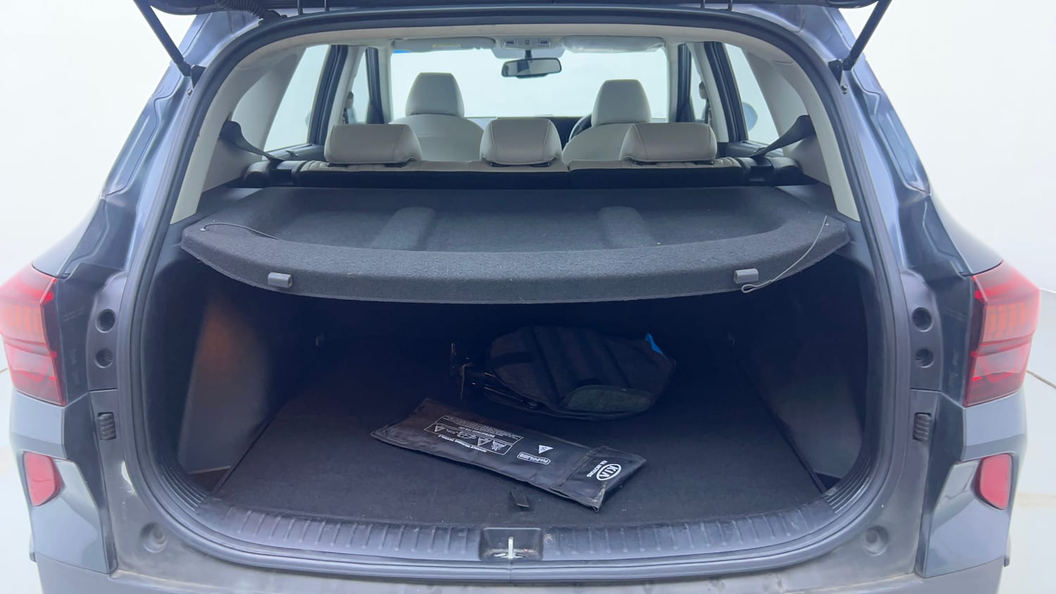 Used 2020 Kia Seltos HTX 1.5 Petrol Manual interior DICKY INSIDE VIEW