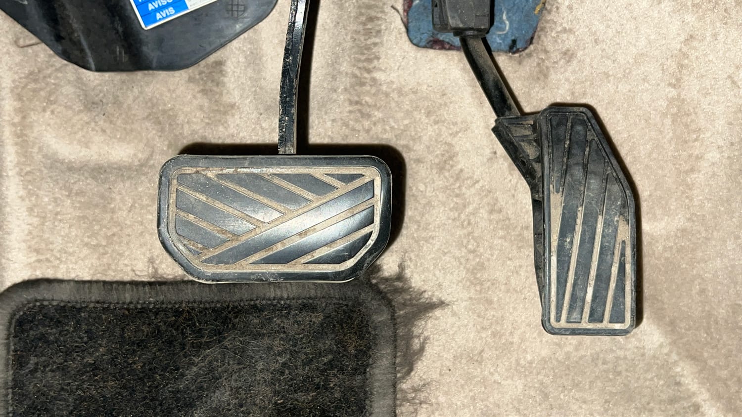 Used 2018 Maruti Suzuki Dzire VXi AMT Petrol Automatic interior PEDALS VIEW