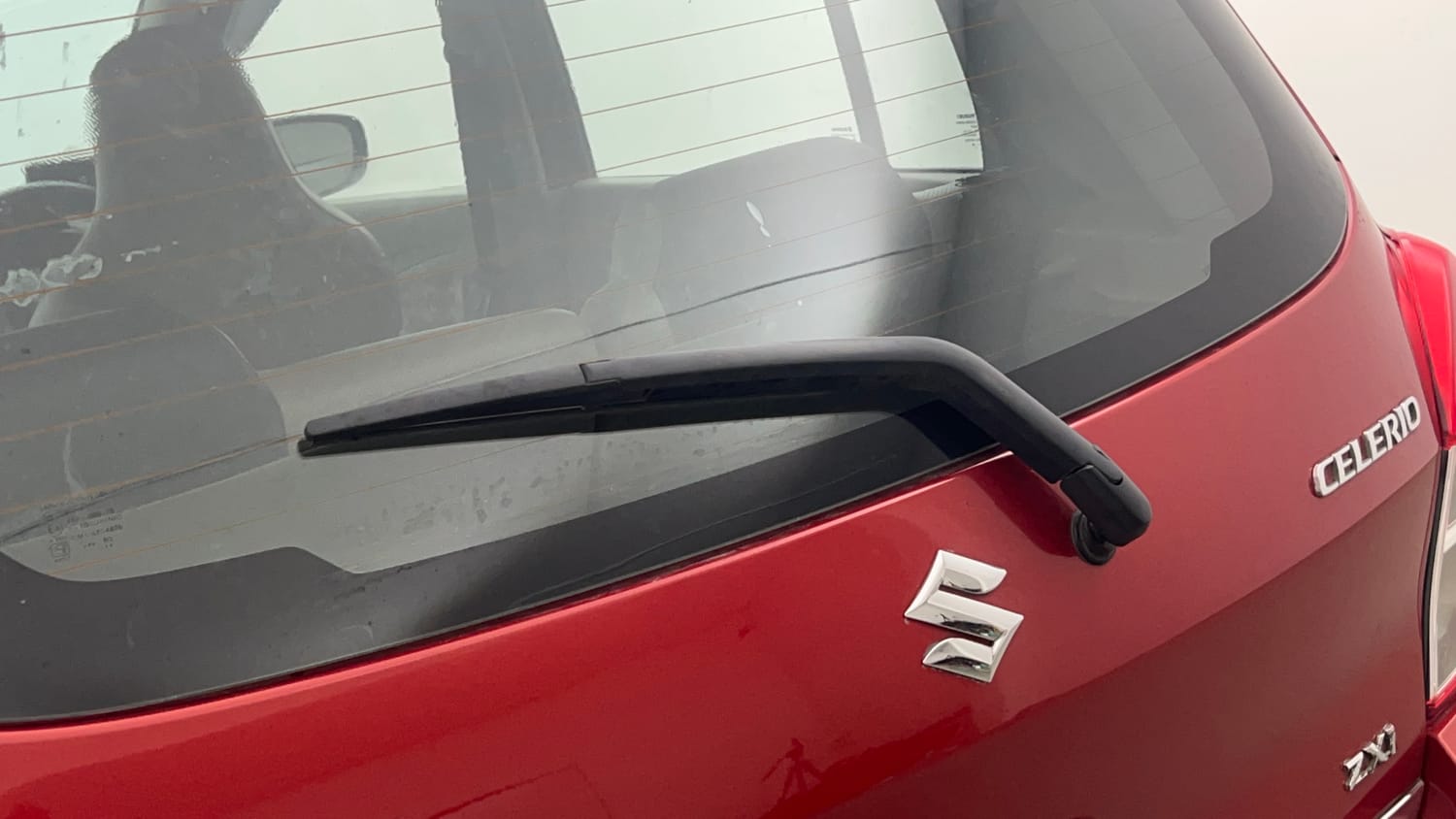 Used 2016 Maruti Suzuki Celerio ZXi Petrol Manual top_features Rear wiper