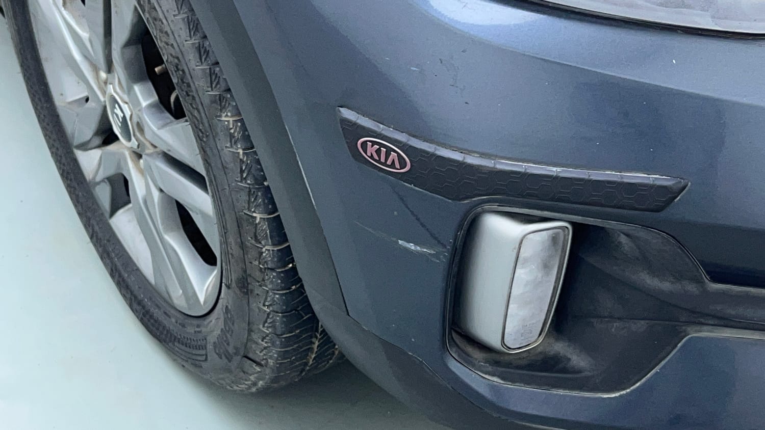 Used 2020 Kia Seltos HTX 1.5 Petrol Manual dents MINOR SCRATCH