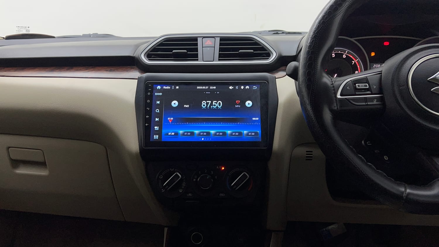 Used 2018 Maruti Suzuki Dzire VXi AMT Petrol Automatic interior MUSIC SYSTEM & AC CONTROL VIEW
