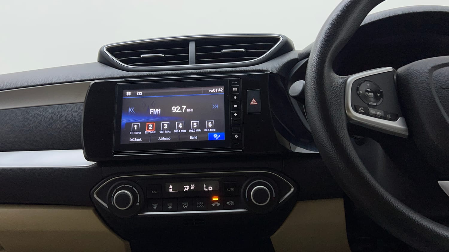 Used 2023 Honda Amaze VX CVT 1.2 Petrol Petrol Automatic interior MUSIC SYSTEM & AC CONTROL VIEW