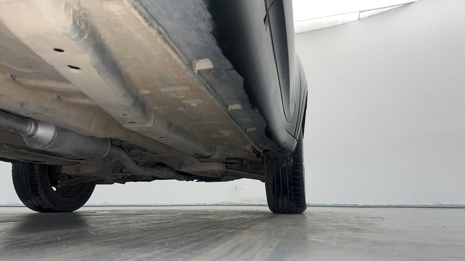 Used 2021 Tata Nexon XZ Petrol Manual extra REAR RIGHT UNDERBODY VIEW