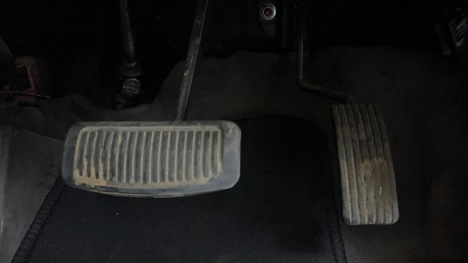 Used 2012 Hyundai i10 Sportz 1.2 AT Kappa2 Petrol Automatic interior PEDALS VIEW