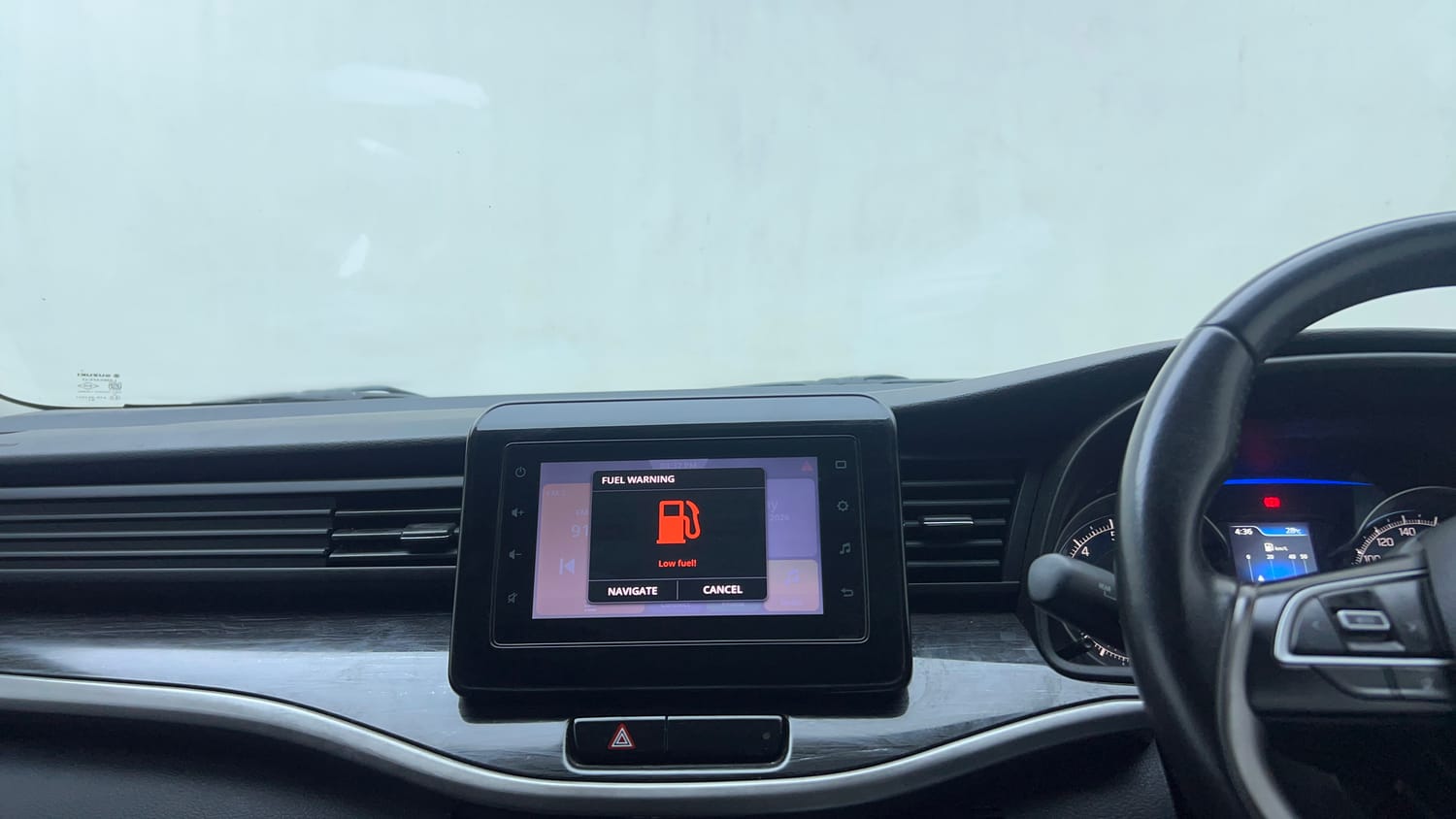 Used 2019 Maruti Suzuki XL6 Alpha MT Petrol Petrol Manual top_features Integrated (in-dash) music system