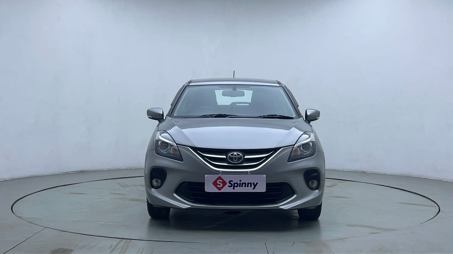 Used 2019 Toyota Glanza V CVT Petrol Automatic exterior FRONT VIEW