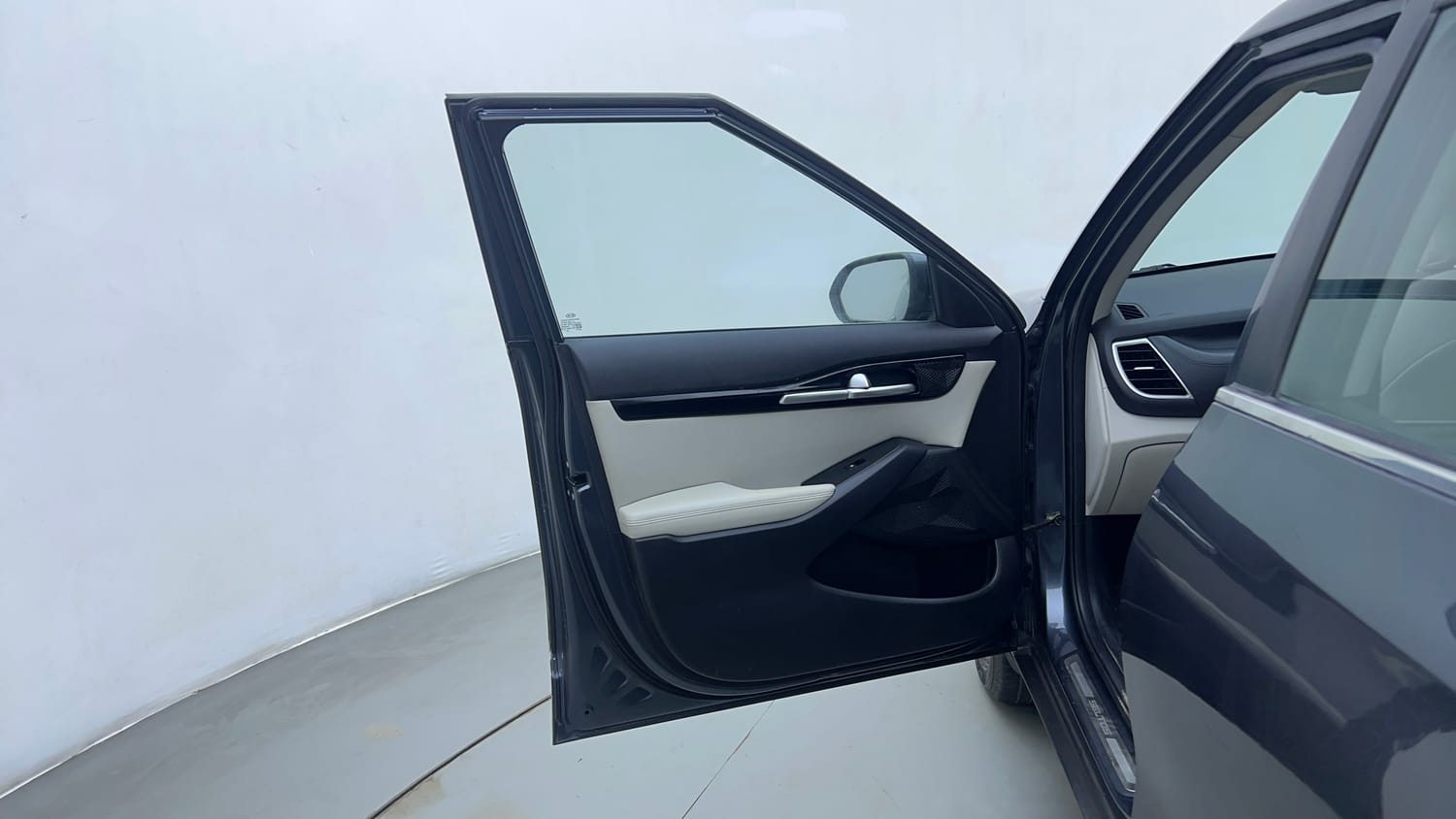 Used 2020 Kia Seltos HTX 1.5 Petrol Manual interior LEFT FRONT DOOR OPEN VIEW
