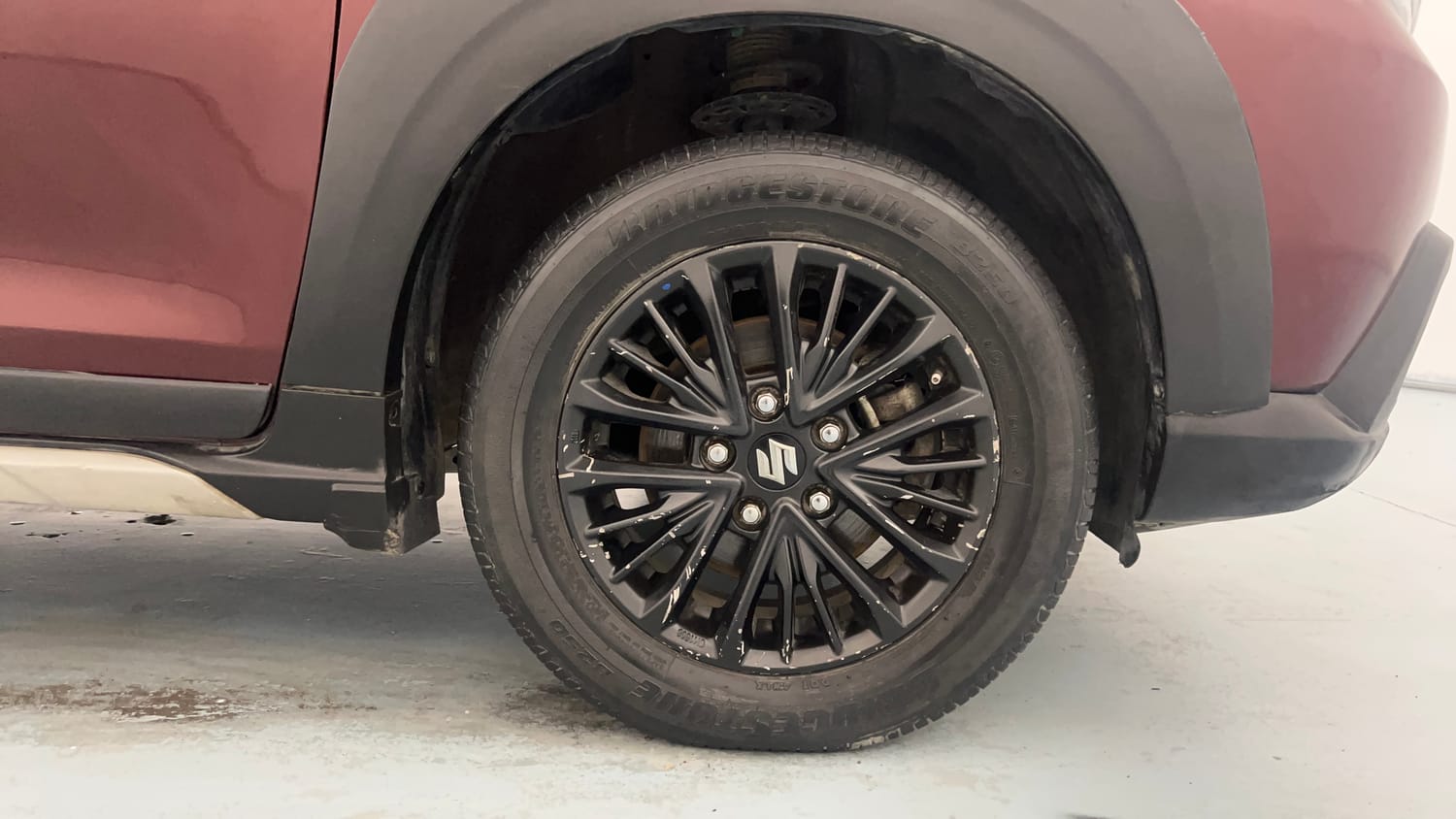 Used 2020 Maruti Suzuki XL6 Alpha MT Petrol Petrol Manual tyres RIGHT FRONT TYRE RIM VIEW