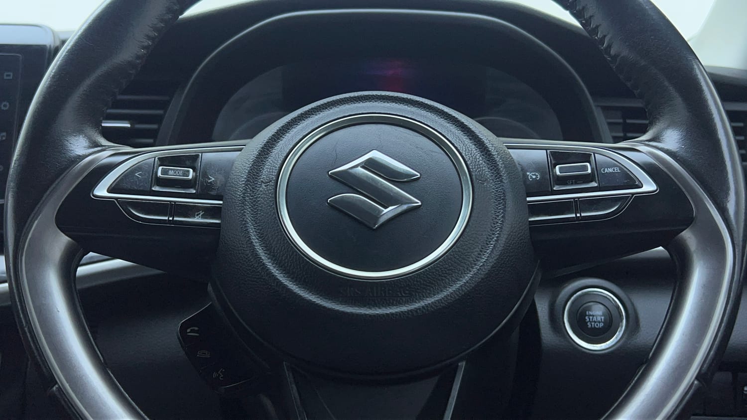 Used 2019 Maruti Suzuki XL6 Alpha MT Petrol Petrol Manual top_features Airbags