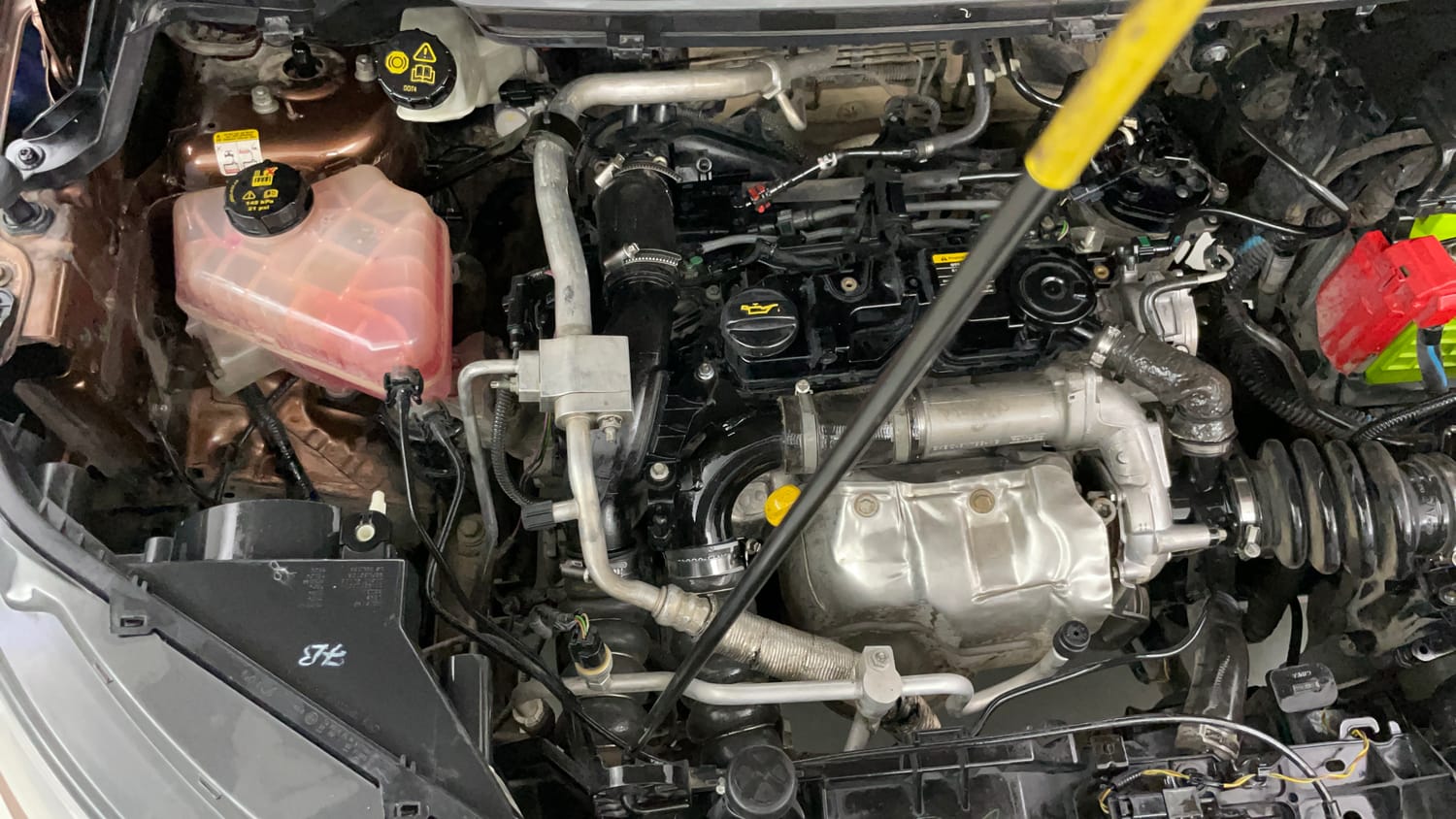 Used 2016 Ford EcoSport Titanium 1.5L TDCi Diesel Manual engine ENGINE RIGHT SIDE VIEW