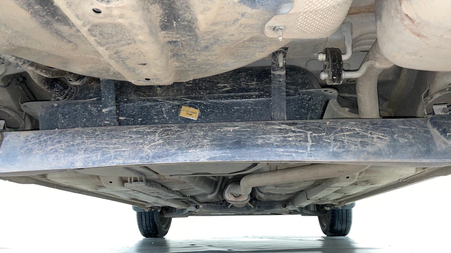 Used 2023 Hyundai Grand i10 Nios Sportz AMT 1.2 Kappa VTVT Petrol Automatic extra REAR UNDERBODY VIEW (TAKEN FROM REAR)