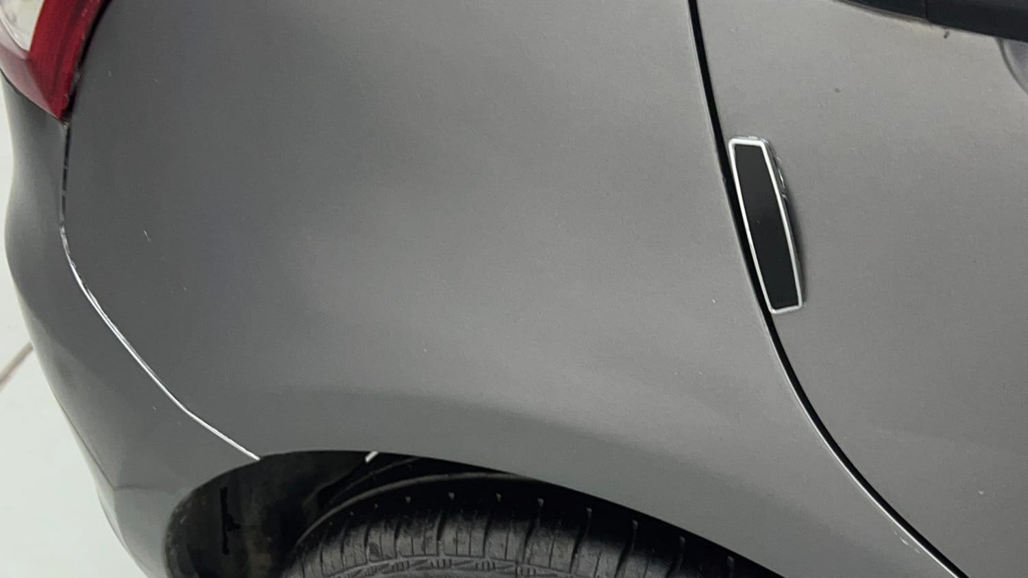 Used 2016 Maruti Suzuki Swift Lxi (O) Petrol Manual dents MINOR DENT