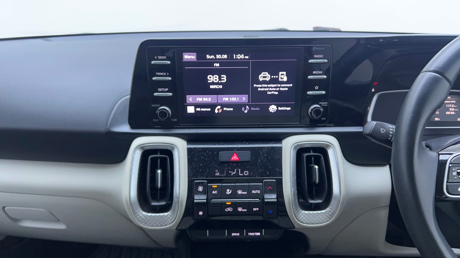 Used 2023 Kia Sonet HTX 1.5 AT Diesel Automatic interior MUSIC SYSTEM & AC CONTROL VIEW
