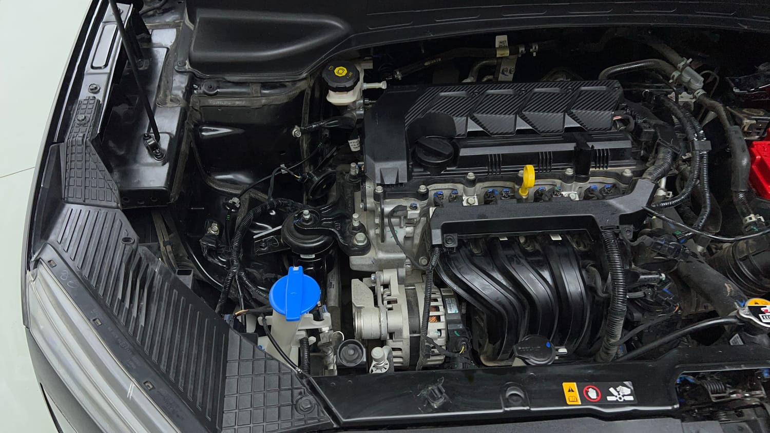 Used 2024 Hyundai Creta SX (O) 1.5 Petrol IVT Petrol Automatic engine ENGINE RIGHT SIDE VIEW