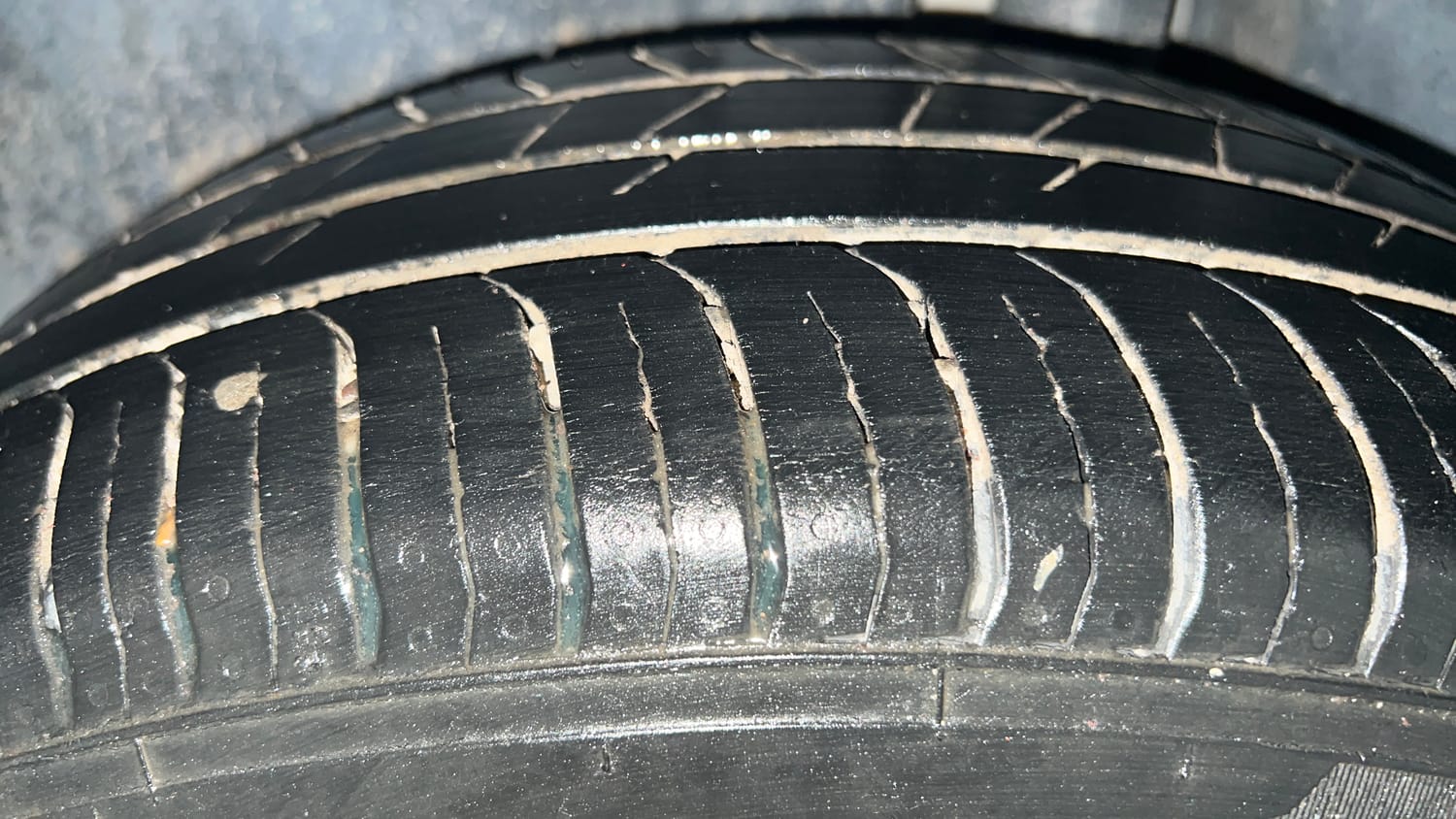 Used 2018 Maruti Suzuki Ciaz Delta 1.3 Hybrid Diesel Manual tyres LEFT REAR TYRE TREAD VIEW