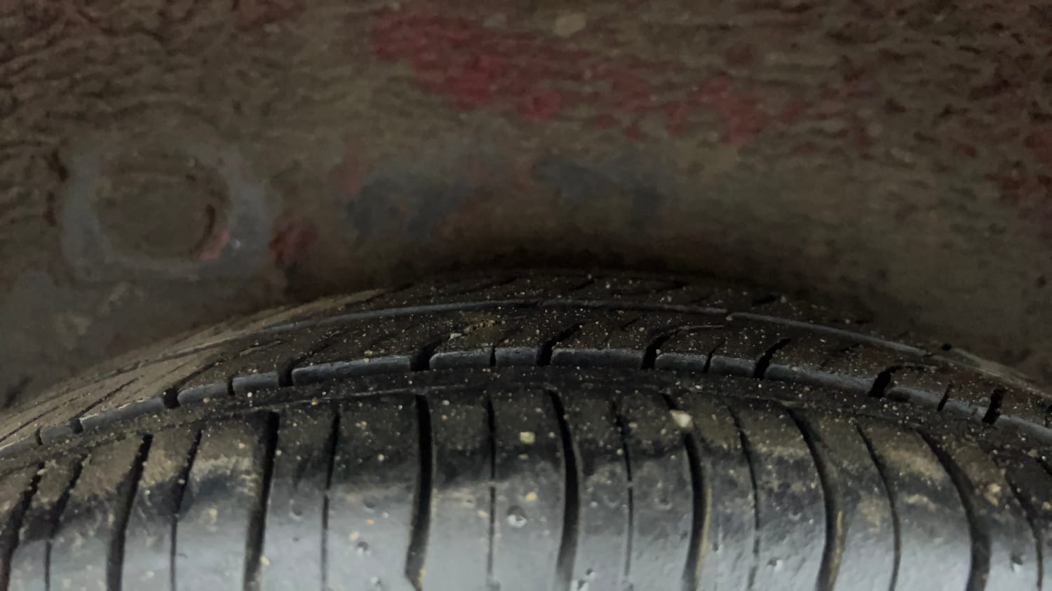 Used 2012 Hyundai i10 Sportz 1.2 AT Kappa2 Petrol Automatic tyres RIGHT REAR TYRE TREAD VIEW