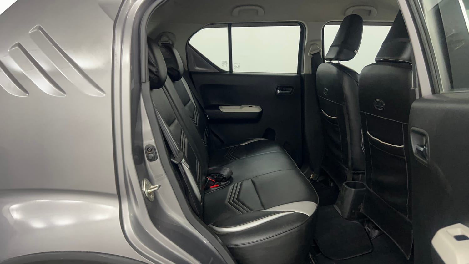 Used 2023 Maruti Suzuki Ignis Zeta 1.2 MT Petrol Manual interior RIGHT SIDE REAR DOOR CABIN VIEW