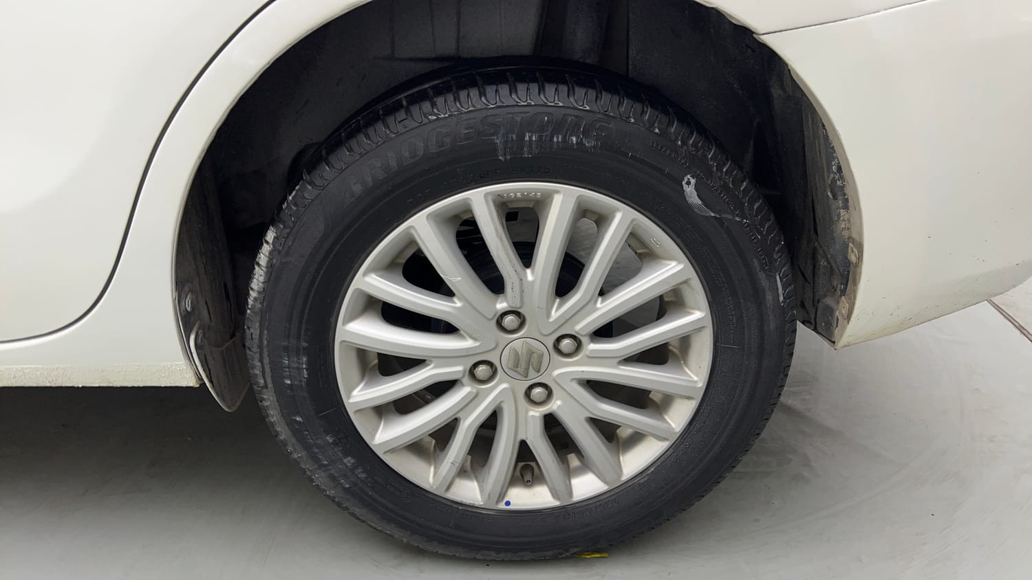 Used 2018 Maruti Suzuki Dzire ZXi AMT Petrol Automatic tyres LEFT REAR TYRE RIM VIEW