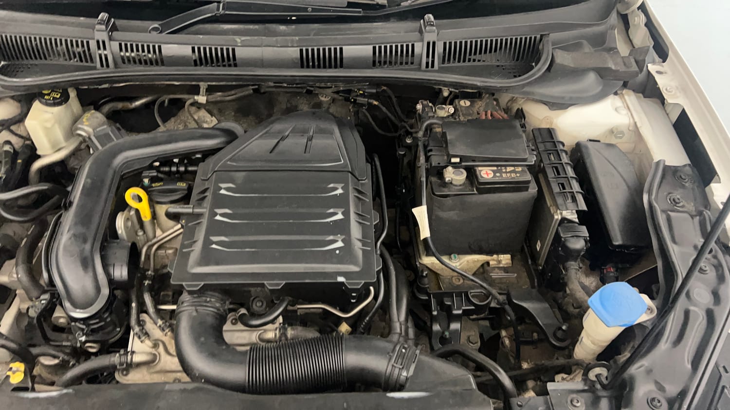 Used 2024 Volkswagen Virtus Highline 1.0 TSI AT Petrol Automatic engine ENGINE LEFT SIDE VIEW