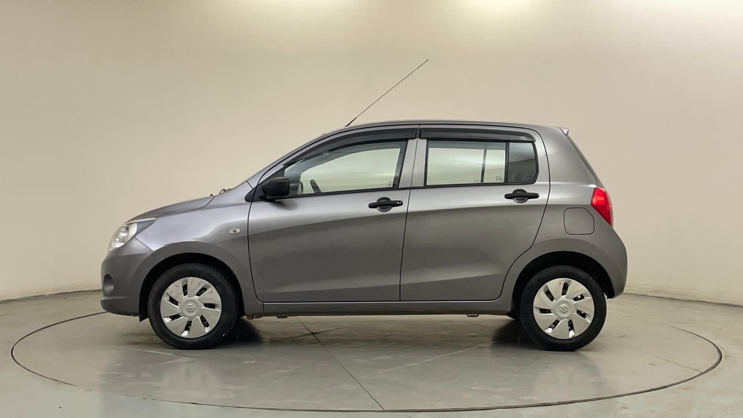 Used 2014 Maruti Suzuki Celerio VXi AMT Petrol Automatic exterior LEFT SIDE VIEW