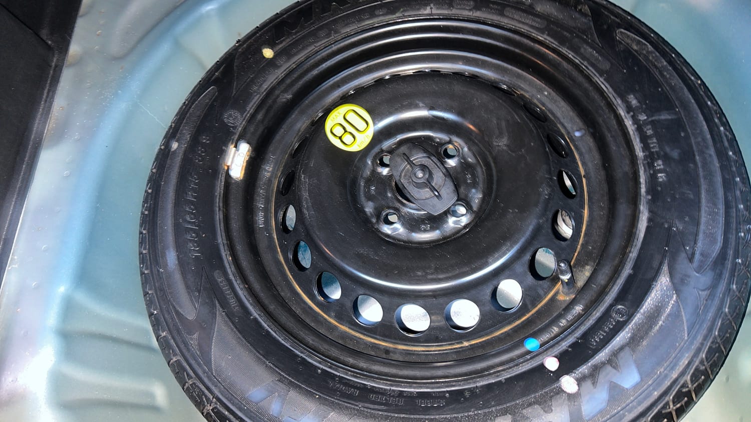 Used 2016 Maruti Suzuki Baleno Alpha 1.2 Petrol Manual tyres SPARE TYRE VIEW