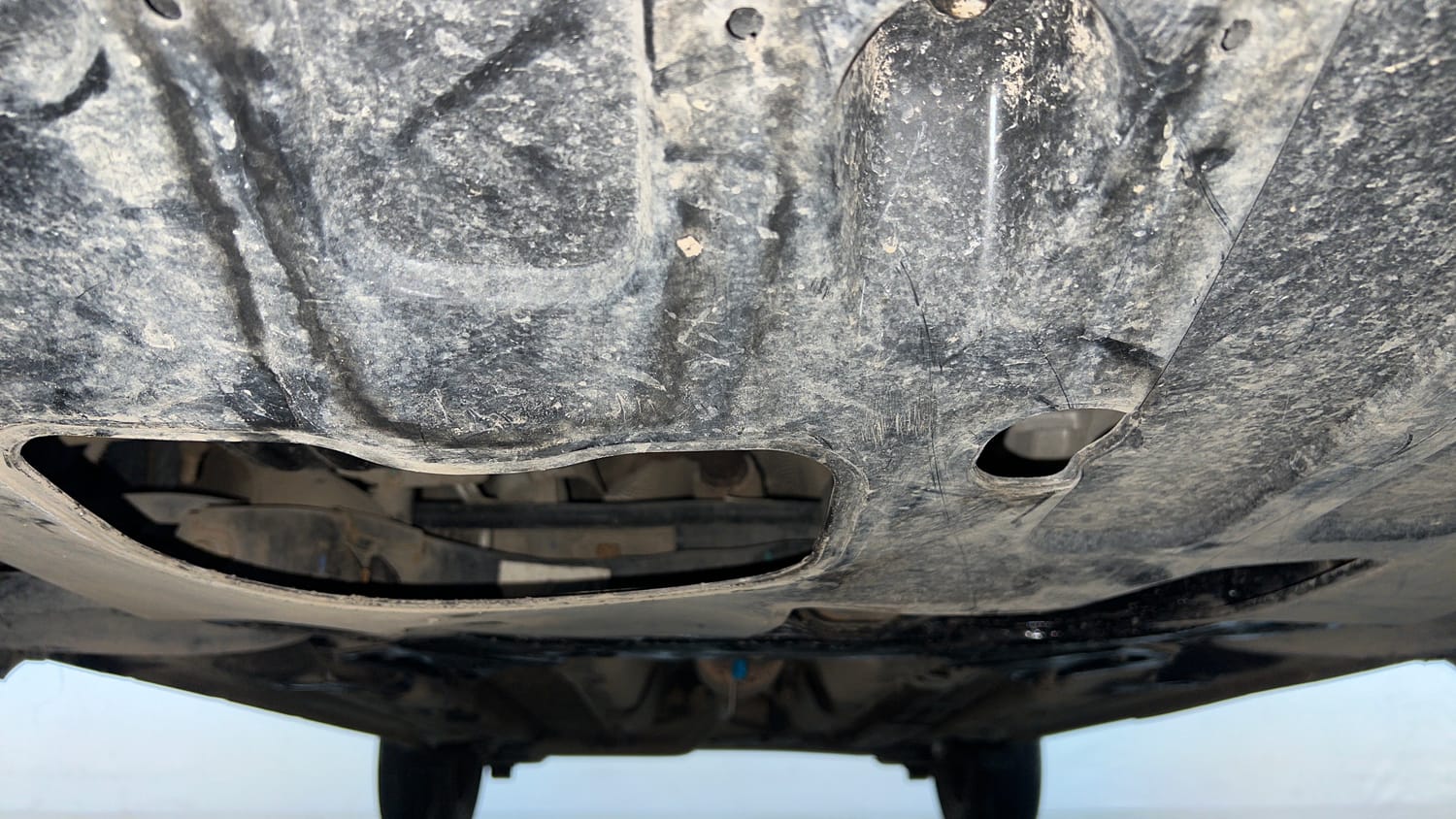 Used 2022 Hyundai Venue S Plus 1.2 Petrol Petrol Manual extra FRONT LEFT UNDERBODY VIEW