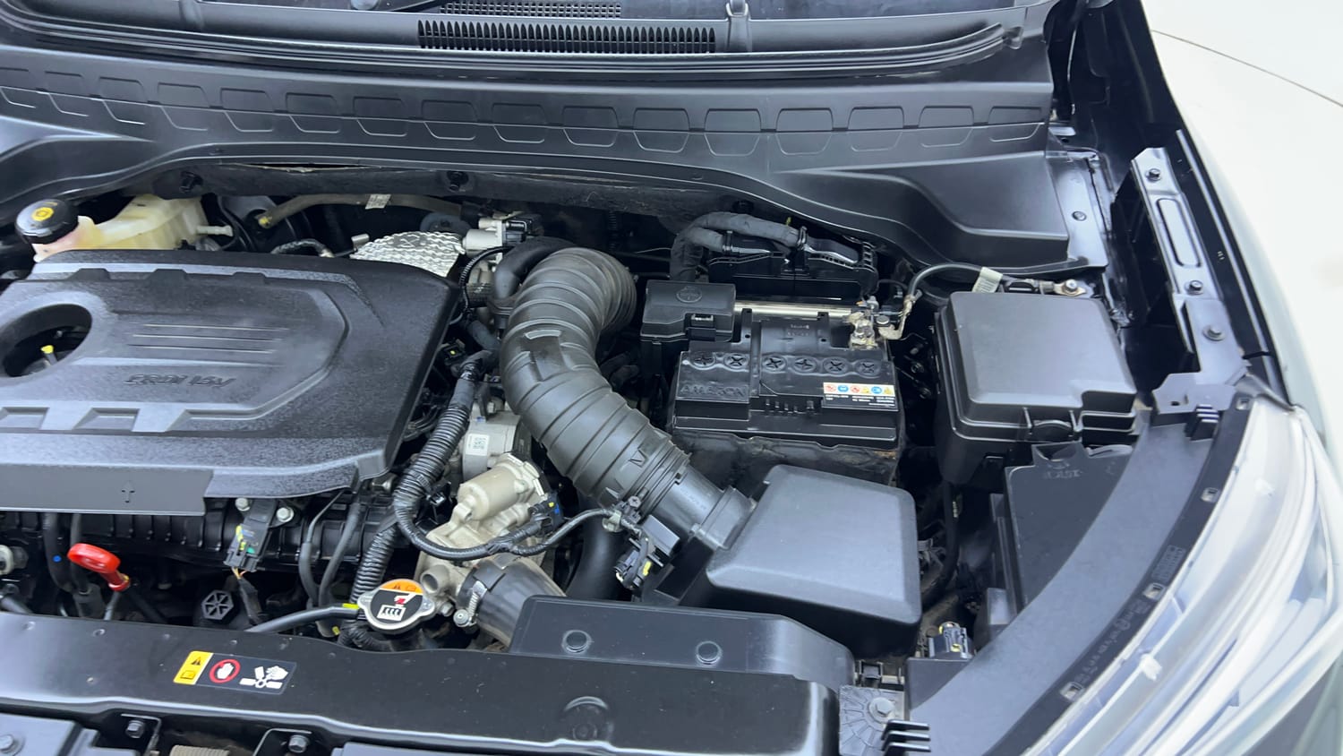 Used 2023 Kia Sonet HTX 1.5 AT Diesel Automatic engine ENGINE LEFT SIDE VIEW