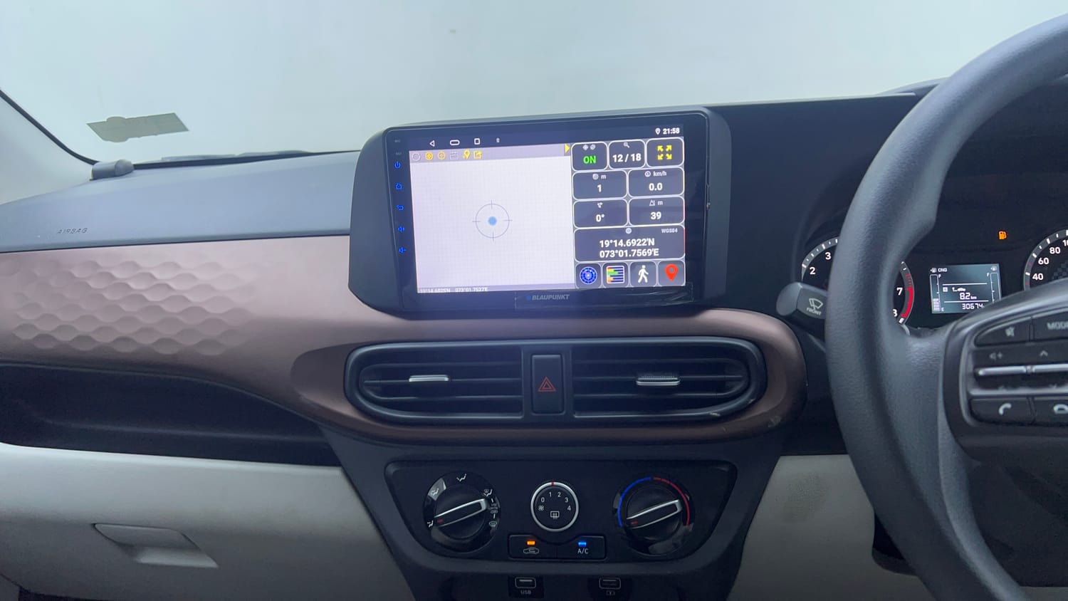 Used 2022 Hyundai Aura S 1.2 CNG Cng Manual interior MUSIC SYSTEM & AC CONTROL VIEW