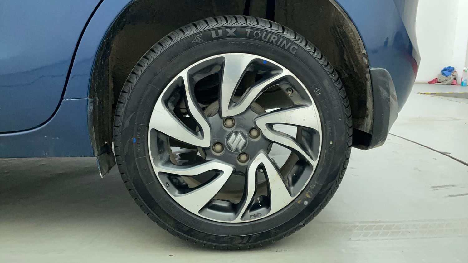 Used 2019 Maruti Suzuki Baleno Alpha Petrol Manual tyres LEFT REAR TYRE RIM VIEW