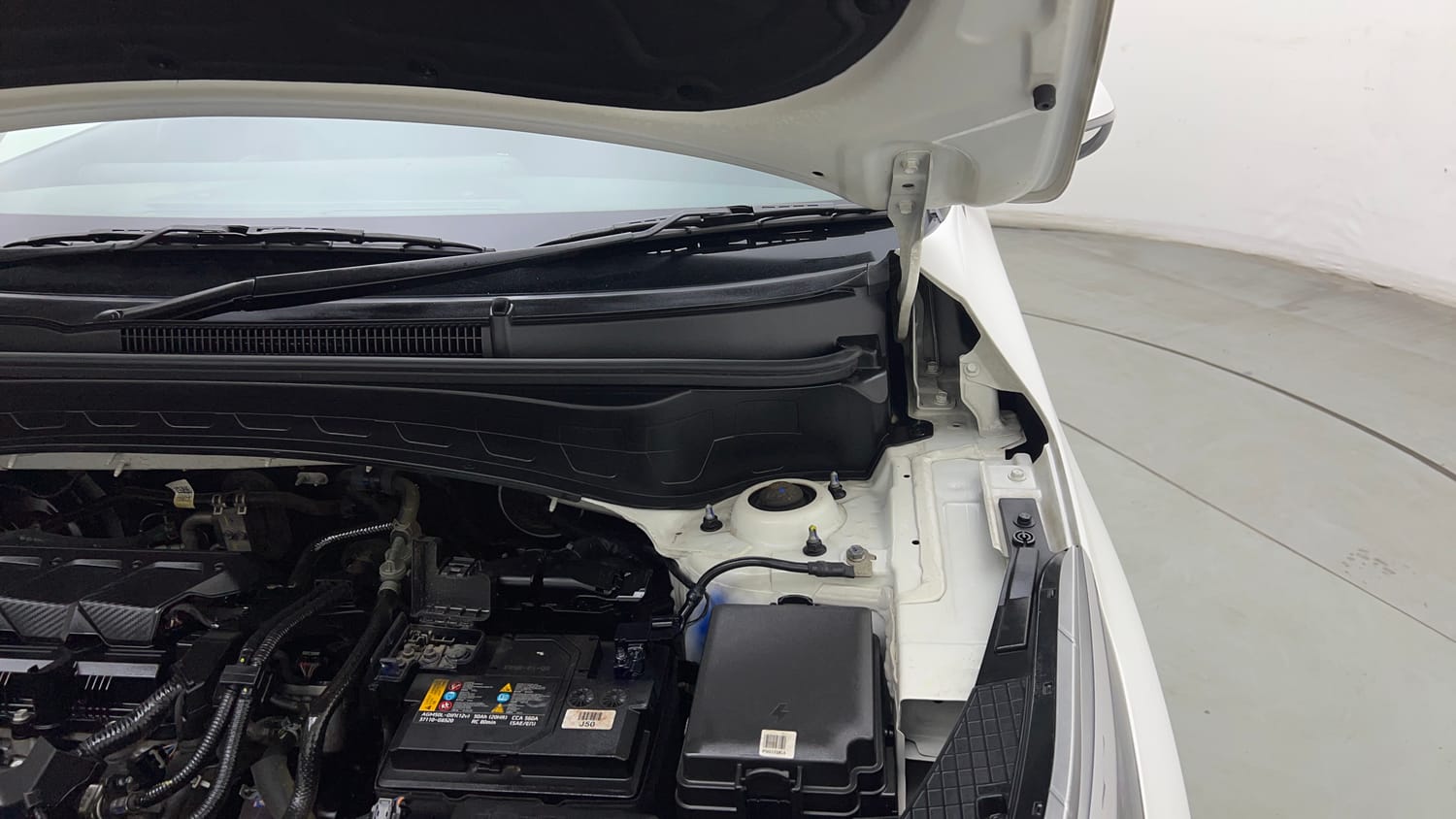 Used 2024 Kia Seltos HTK 1.5 Petrol MT Petrol Manual engine ENGINE LEFT SIDE HINGE & APRON VIEW