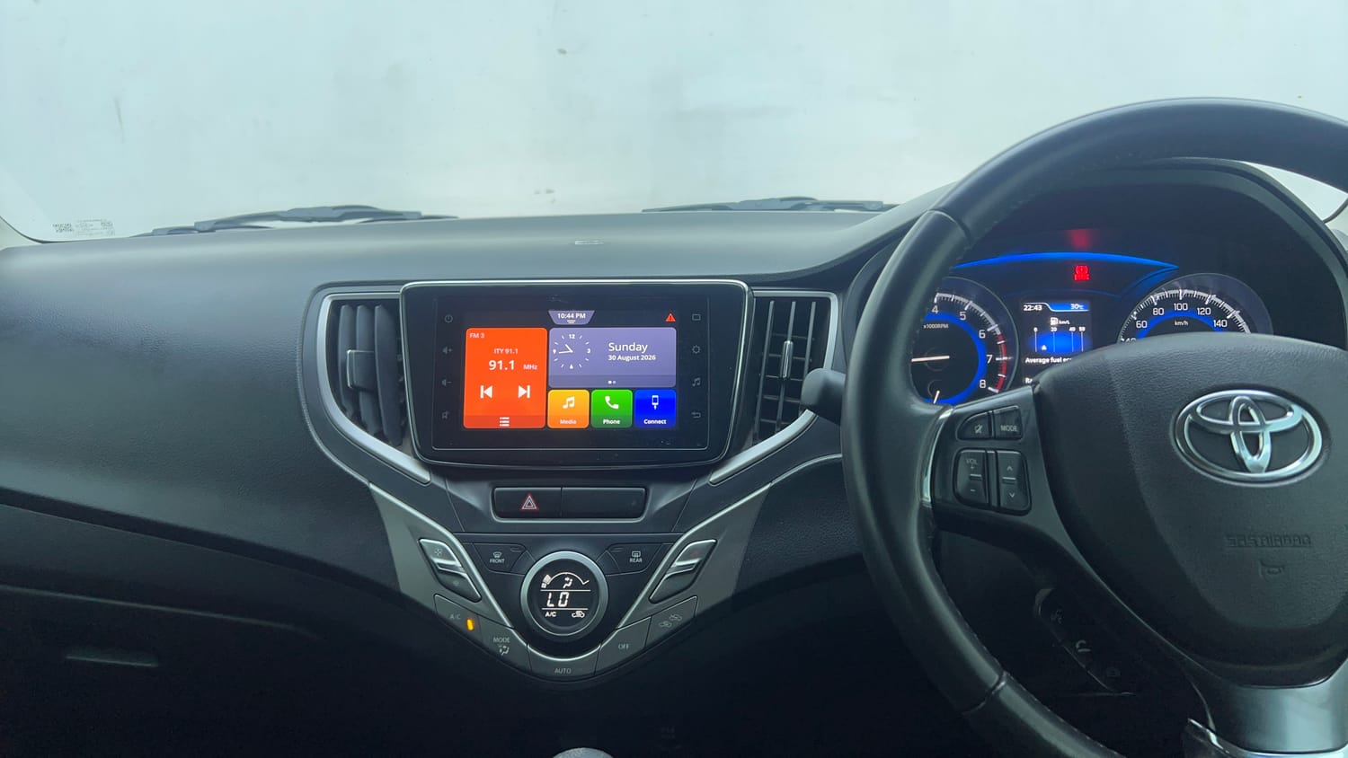 Used 2019 Toyota Glanza V CVT Petrol Automatic top_features Touch screen infotainment system