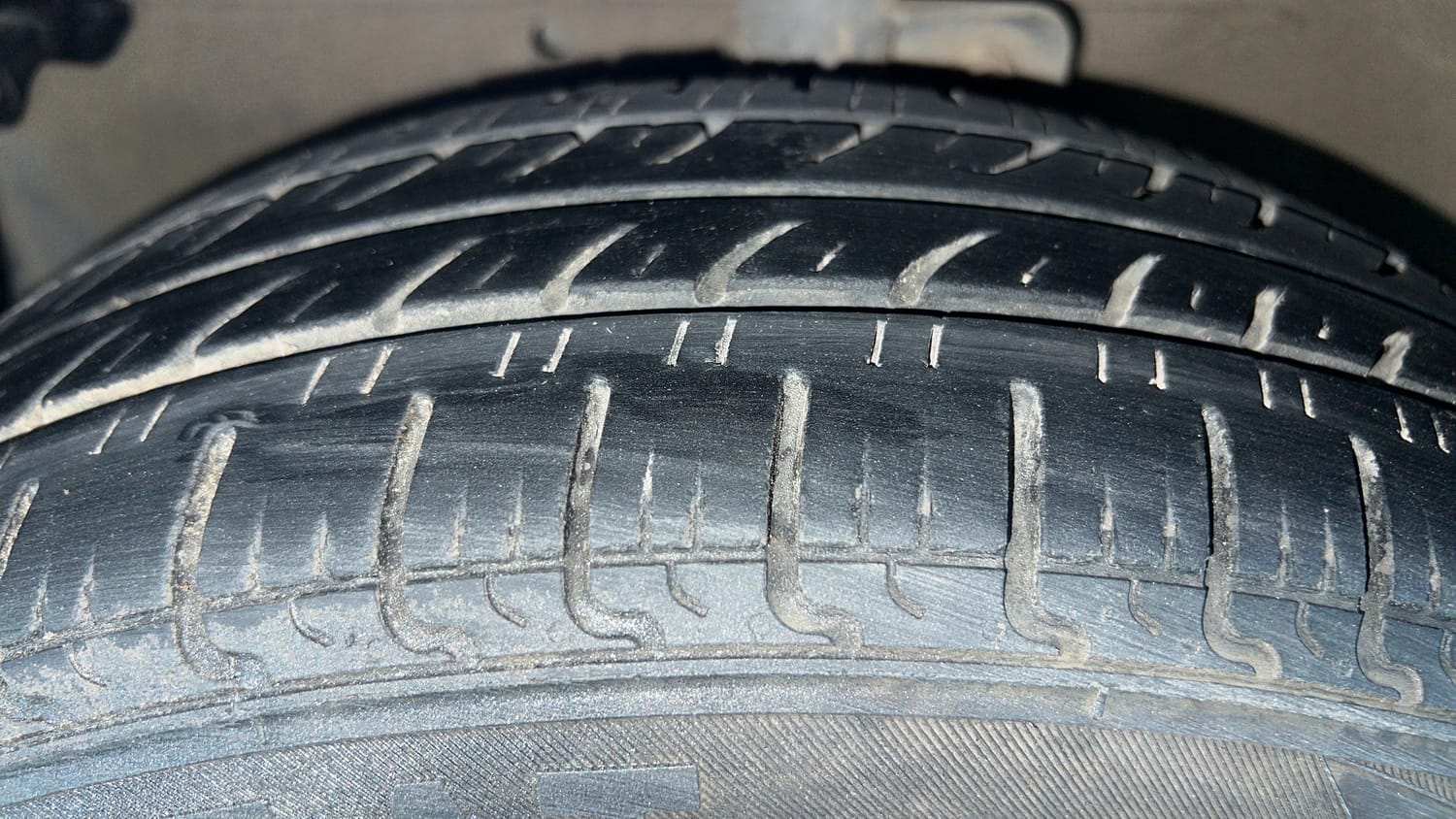 Used 2017 Maruti Suzuki Celerio ZXi AMT Petrol Automatic tyres LEFT FRONT TYRE TREAD VIEW
