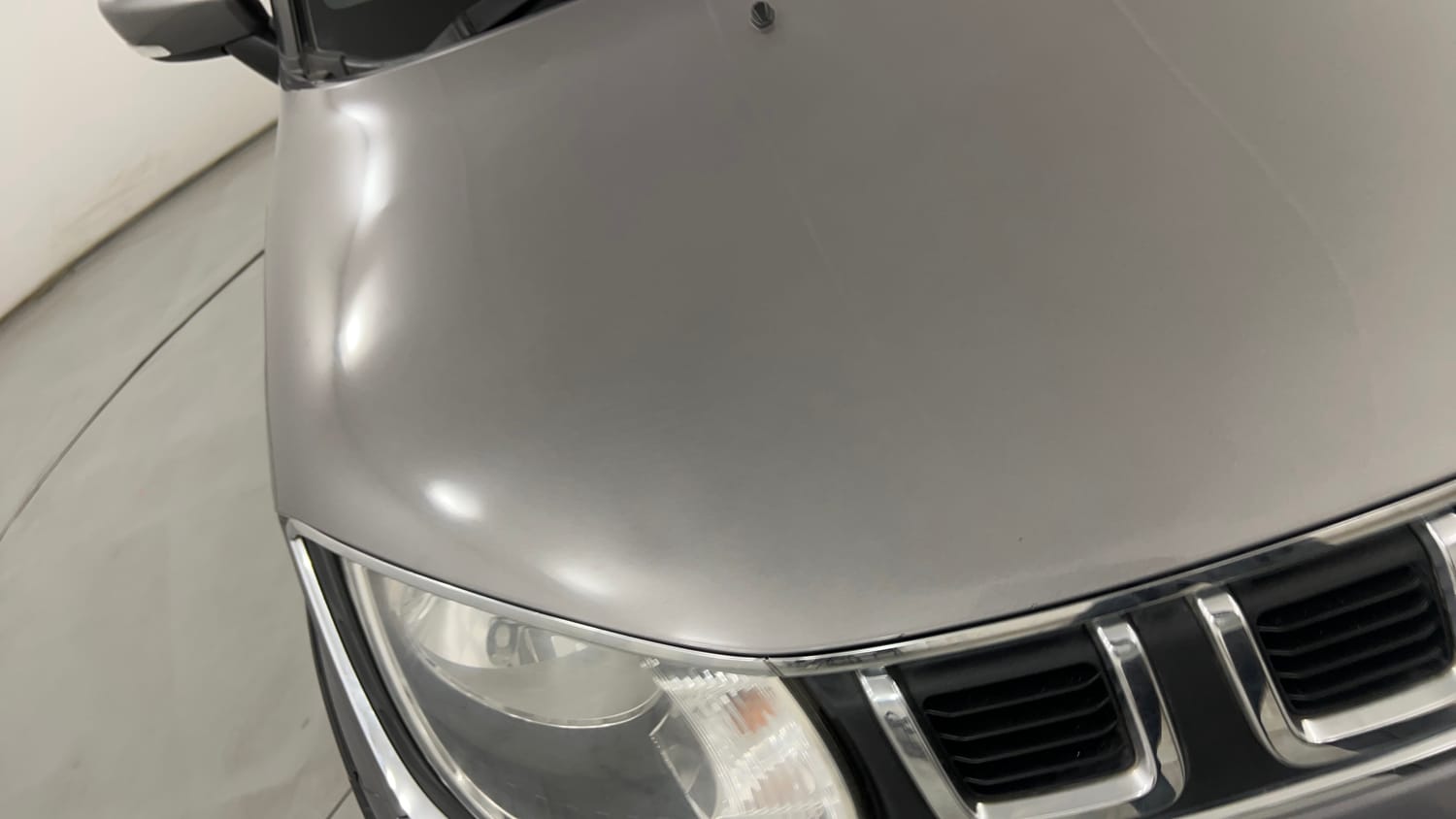 Used 2023 Maruti Suzuki Ignis Zeta 1.2 MT Petrol Manual dents MINOR DENT