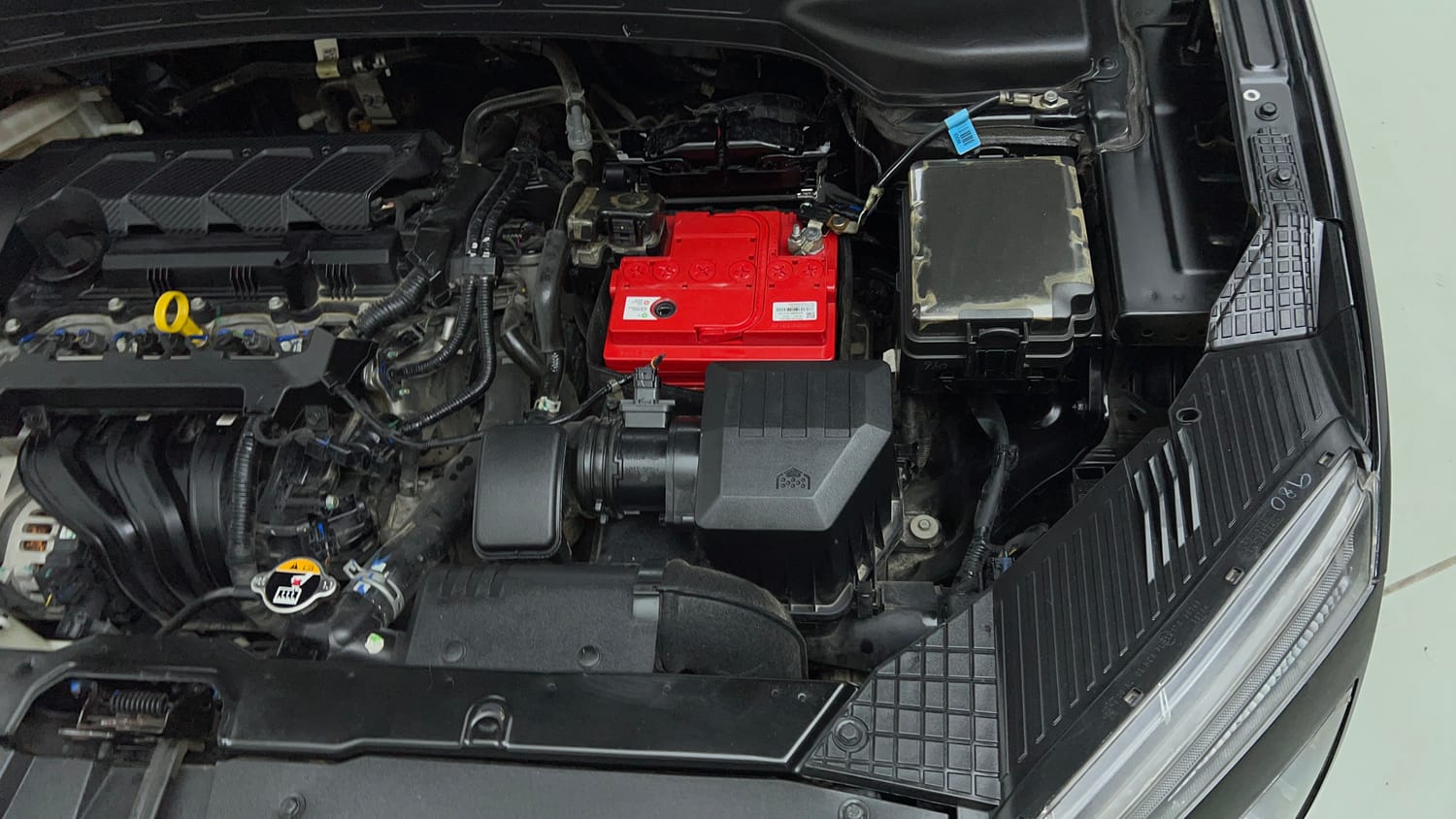 Used 2024 Hyundai Creta SX (O) 1.5 Petrol IVT Petrol Automatic engine ENGINE LEFT SIDE VIEW