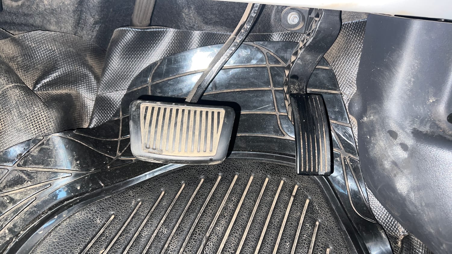 Used 2020 Hyundai Grand i10 Nios Sportz AMT 1.2 Kappa VTVT Petrol Automatic interior PEDALS VIEW